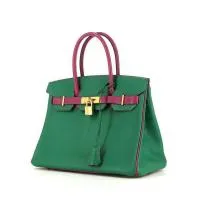 Сумка Hermes Birkin длиной 30 см из двухцветной козьей кожи зеленого цвета и цвета фуксии.